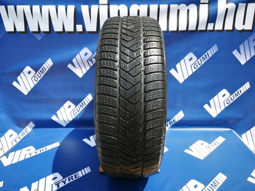 235/60R18 Pirelli Scorpion Winter