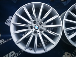 BMW 5 G30 gyári alufelni R18X8J, 5X112X66.6, ET30  (6863418)