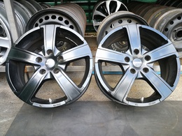 BMW 3 / 5 MOMO alufelni R17X7J, 5X120X79.6, ET30. KBA48865
