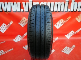 205/65R15C Pirelli Carrier Újszerű! DOT0818