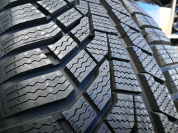 225/45R17 Sailun Ice Blazer Alpine EVO1 94V