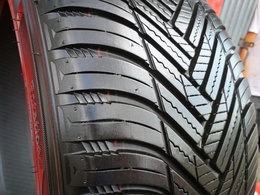 245/40R18 Hankook H750 Kinergy 4S2 DOT3720