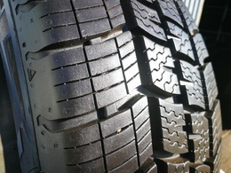215/65R16C Vredestein Comtrac 2 All Season+ DOT4221 1db-os!
