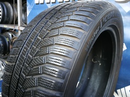 235/50R18 Hankook Winter Icept Evo2 W320 DOT2418