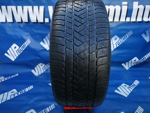 275/40R20 Pirelli Scorpion Winter FR RSC DOT4719 1db-os!