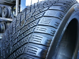225/45R18 Pirelli Cinturato Winter 2 FR DOT4521 1db-os!