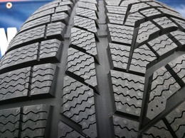 225/55R17 Sailun Ice Blazer Alpine EVO1