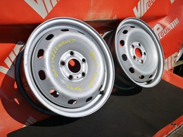 Dacia Duster acélfelni R16X6J, 5X114.3X66.1, ET50 (403006329R)