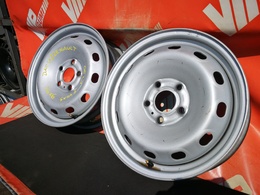 Dacia Duster acélfelni R16X6J, 5X114.3X66.1, ET50 (403006329R)