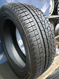 215/55R17 Hankook Winter Icept Evo2 W320 FR XL DOT2817 1db-os!