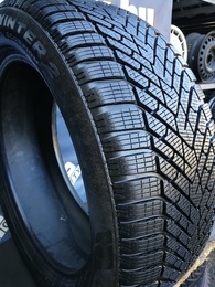 265/50R20 Pirelli Scorpion Winter 2 FR XL DOT0625 1db-os!