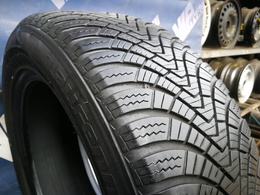 205/55R16 Laufenn G Fit 4S LH71 FR XL DOT0824